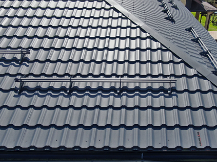 Купить Металлочерепица Гранд Лайн / Grand Line, Kvinta plus, Rooftop Бархат 0,5 цвет RAL7016 темно-серый графитовый - изображение 11
